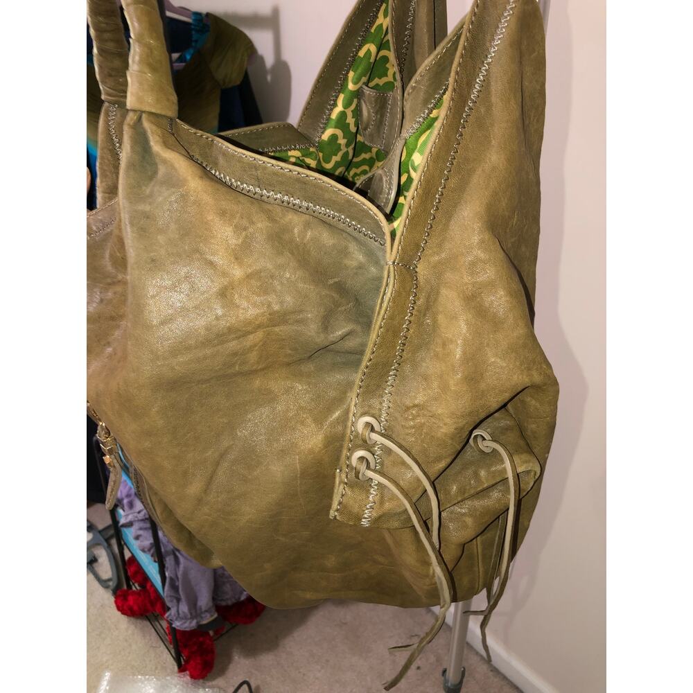Oryany Heather XXL Shoulder Handbag Green Italian Leather Hobo Slouch Large Boho - Picture 6 of 9